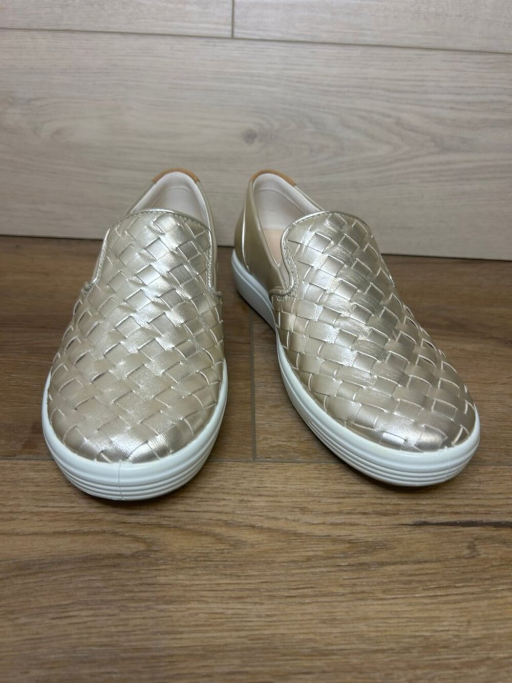 ECCO Soft 7 Woven Slip On Loafers  Pure White Gold Size 9-9.5